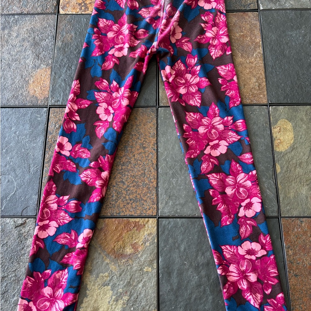 LuLaRoe Girls Floral Leggings in Magenta and Blue
